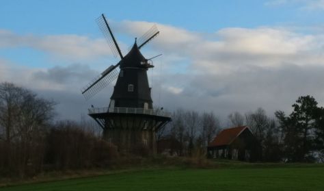 Ulstrup Mølle på Røsnæs Ulstrup Mølle på Røsnæs